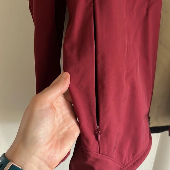REI | Women’s active maroon zip up - Picture 6 of 8